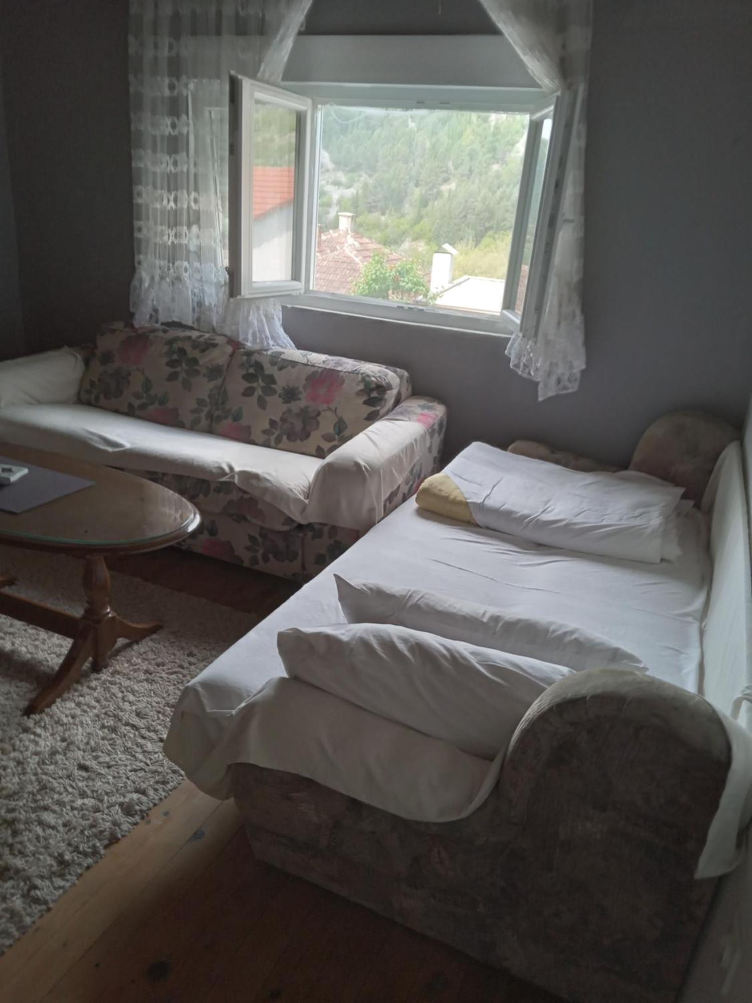 Janina Hisa Apartment Stolac Екстериор снимка